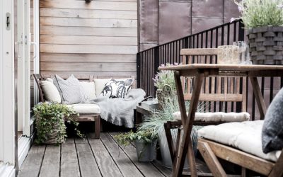 Petit balcon urbain : comment l’agrandir visuellement ?
